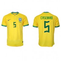Koszulka piłkarska Brazylia Casemiro #5 Strój Domowy MŚ 2022 tanio Krótki Rękaw